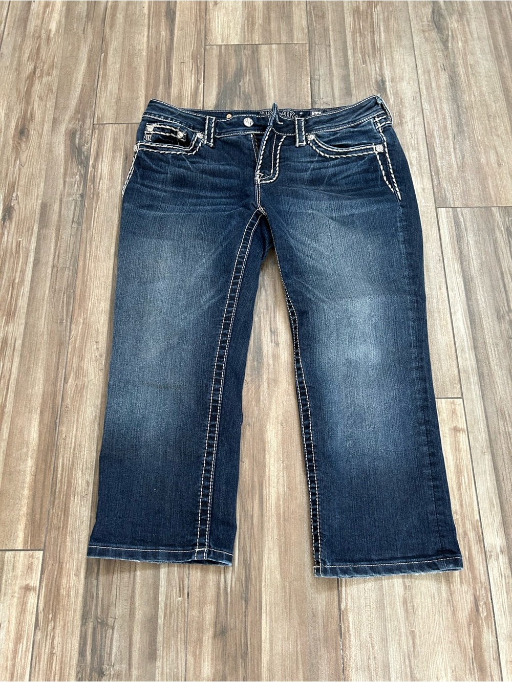 Miss Me Dark Blue Cropped Jeans with Contrast Stitching